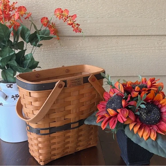 1996 Longaberger Brown and Black Woven Basket - Picture 1 of 10
